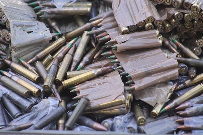 Detienen a dos en EUA por intentar enviar 90 armas y lanzagranadas a un cartel en México