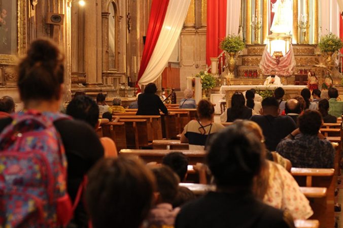 La visita a los 7 templos en Jueves Santo, recuerda el calvario que vivió Jesús antes de llegar a la cruz