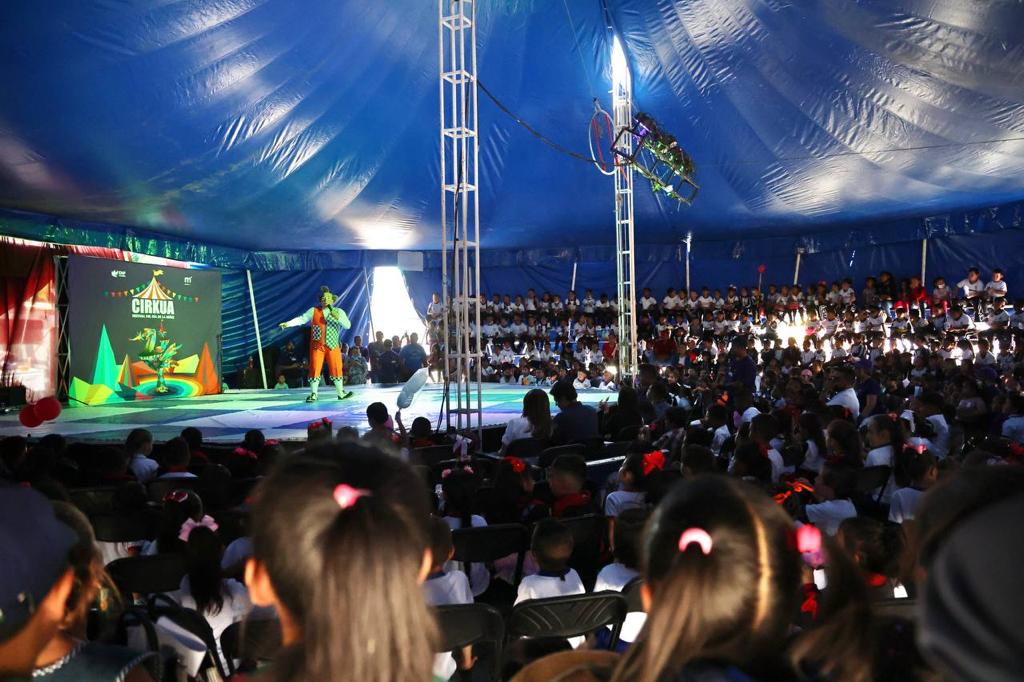 Inician festejos con motivo del día de la niña y el niño