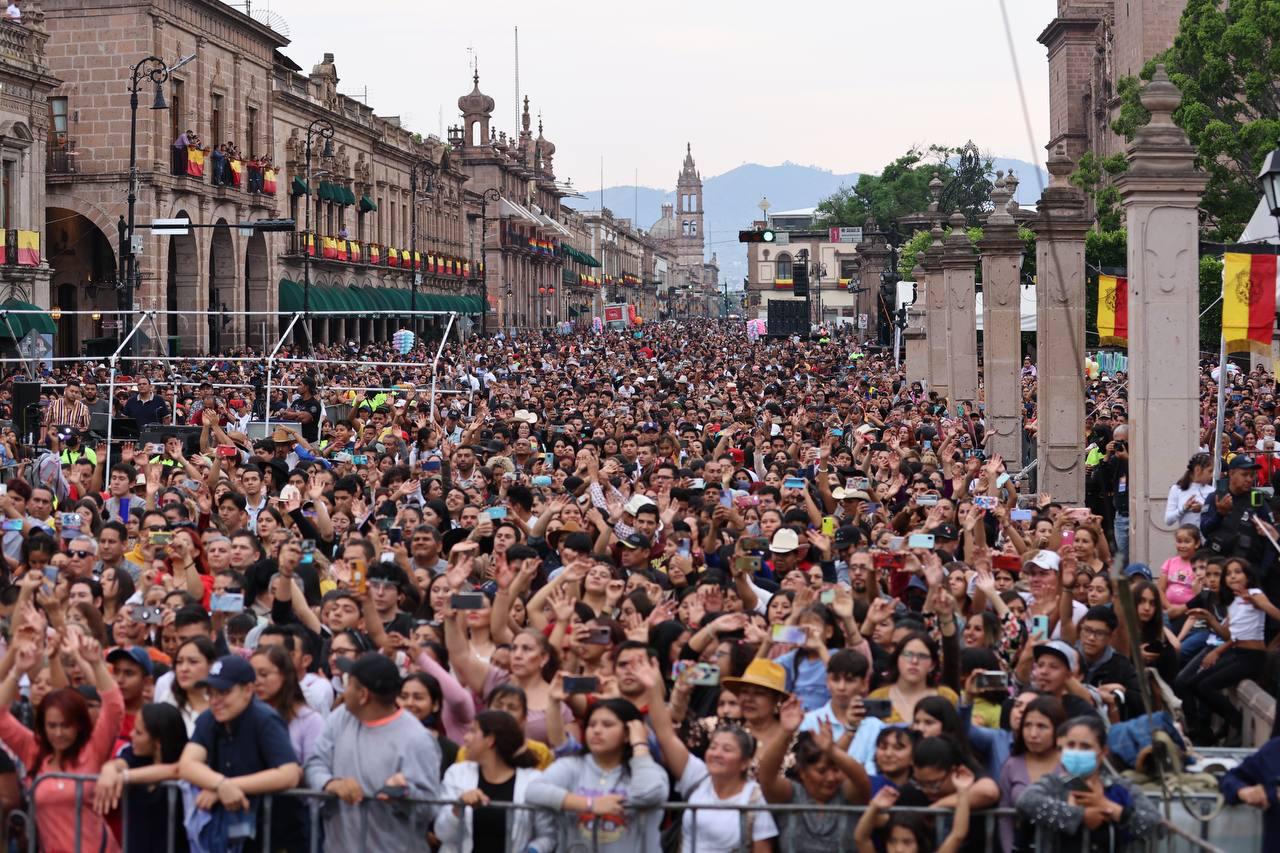 ¡Que siga brillando! Ciudadanos orgullosos del 482 Aniversario de Morelia