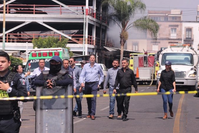 Cerrado Mercado Independencia pero descartan atentado; demolerán estacionamiento