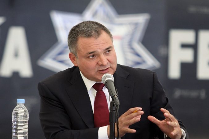 Juez ordena capturar a esposa y hermanos de Genaro García Luna por red de corrupción