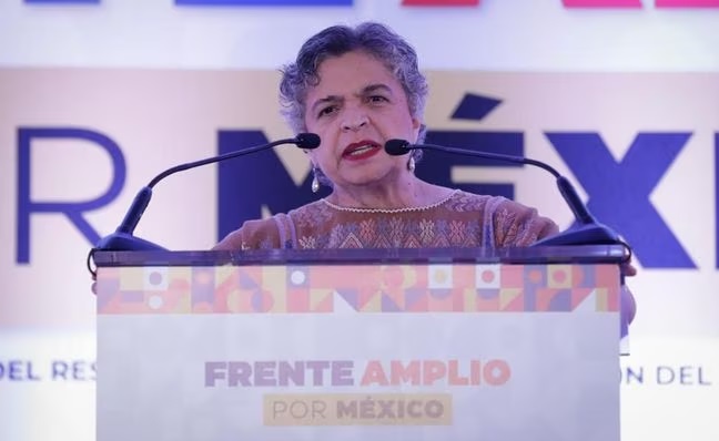 Beatriz Paredes responde a Alito; pide esperar a las encuestas que mandó a hacer el Frente