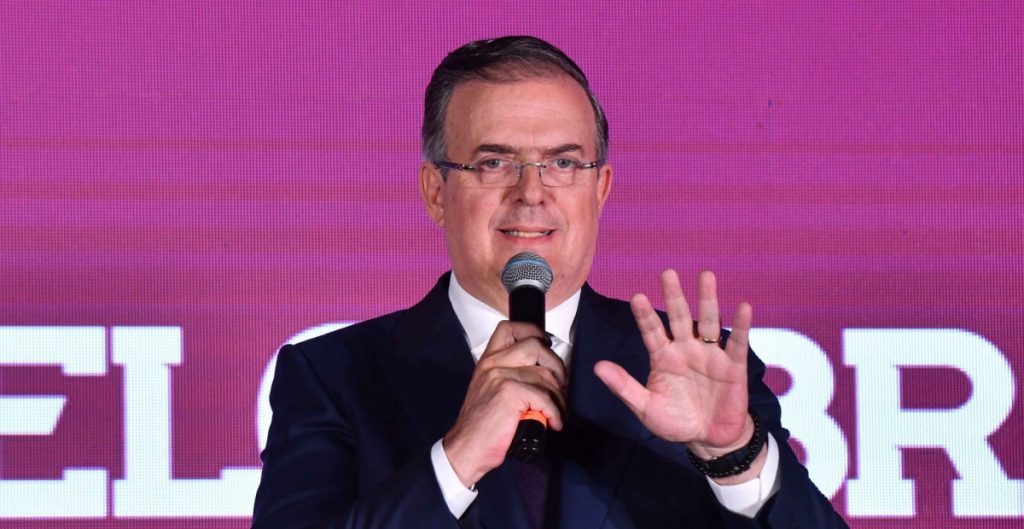López Obrador rechaza que funcionarios apoyen a Sheinbaum como acusó Ebrard: “Se están portando bien”
